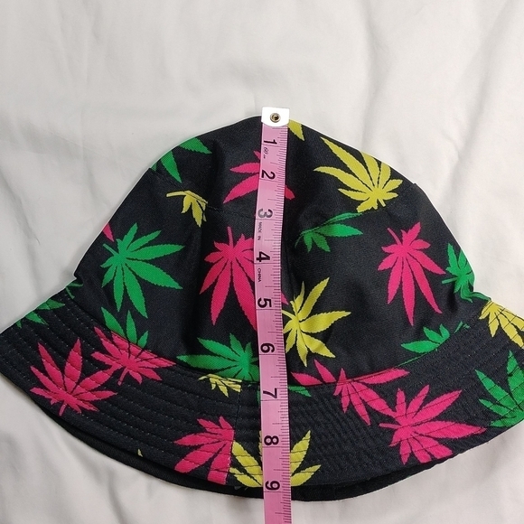 Pot leaf hat unisex - Picture 6 of 6